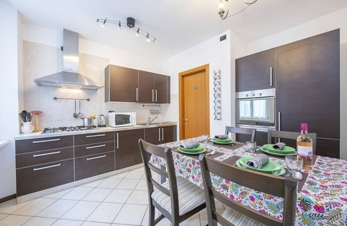 Riva del Garda Apartment | Casa Azzurra 150m From Lake Garda, Riva del Garda, Italy