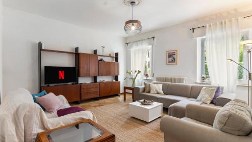Cargnacco House | Casa Bellini - 7pp patio parking pet friendly
