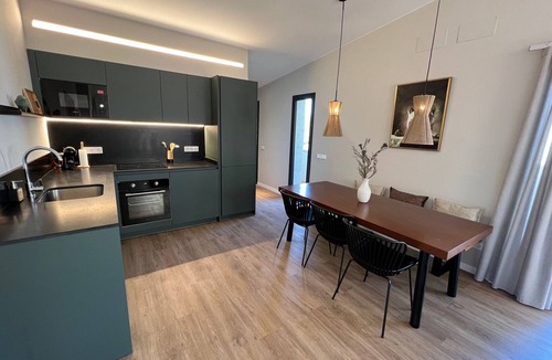 Mas Pinell Villa | Casa Blum - A/C, private pool and garden