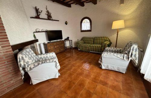 La Torre Vella Villa | Casa con Gran Jardín Privado y Piscina Comunitaria en Torroella de Montgrí - ES-323-44