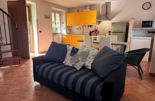 Varzi House | Casa dei Gufi - Two Bedroom House, Sleeps 3