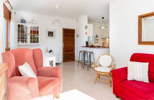 Olivella Villa | Casa Dulce - Three Bedroom Villa, Sleeps 6