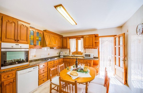 Alcudia Ski Chalet | Casa Flor with swimming pool near Alcudia Beach