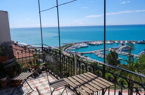 Old Town Apartment | Casa Molinari - Large apartment with incredible sea views 008065-LT-0272