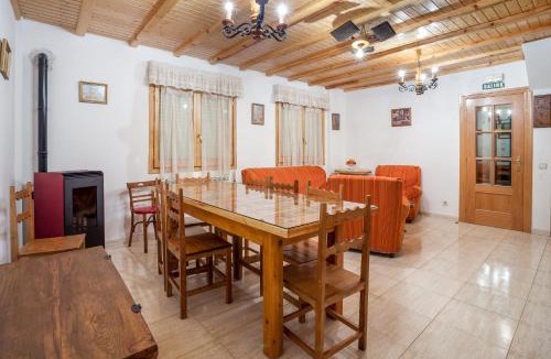 Vadillo House | Casa Rural El Fronton