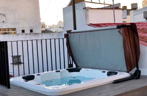 Museo House | Casa tipica Sevilla Centro - 5BR home in Sevilla City Center with Hot Tub