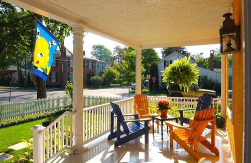 Old Town Historic District House | Casablanca Cottage - 1/2 block to Queen Street - Pet friendly, 3 bedroom 3 bath