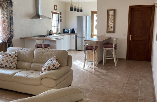 Nazaret Villa | Casita Blanca Is a Beautiful Detached Vacation Rental home with hot tub
