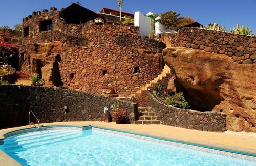 Macher House | Castillo Lanzarote Villa Winni by Interhome
