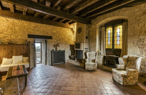 Palau-Sator House | Castle 'Castell De Palau Sator' with Mountain View, Wi-Fi and Air Conditioning
