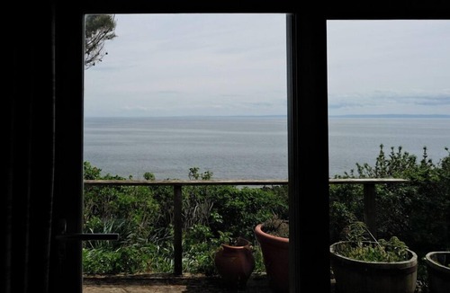 Tain Cottage | Castle Cottage with panoramic coastal views