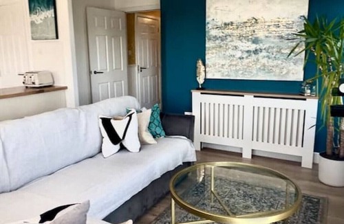 Newhaven Apartment | Castle View Free Parking 3Bed Waterfront