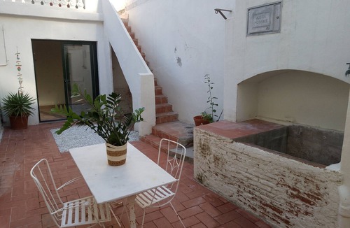 Calella House | Catalan house with patio, garage, beach 300m away