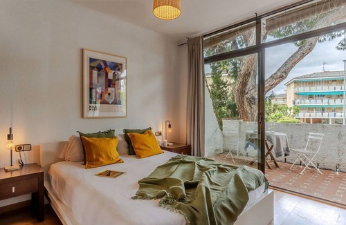 Gava Apartment | Catalan Villa, private pool&garden close to beach