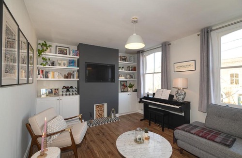 South Bermondsey Apartment | Central 1Bed flat in Bermondsey London - Pass the Keys