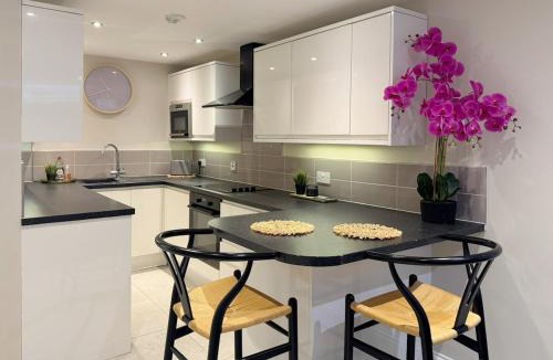 Bury St Edmunds Apartment | Central Bury Apartment with Private Entrance