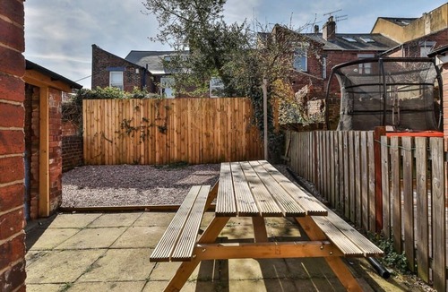 Sheffield House | Central Premium Property