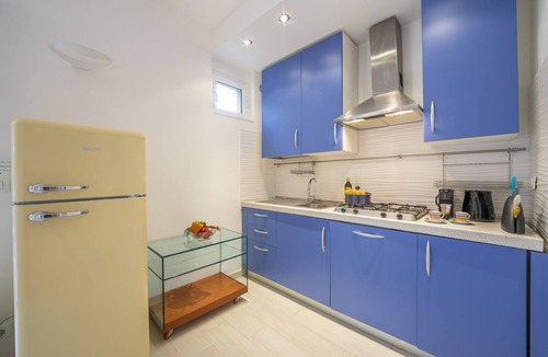 Capo Mimosa-Rollo Apartment | Cervo Piccolo Incanto Flat with Balcony, Cervo, Italy