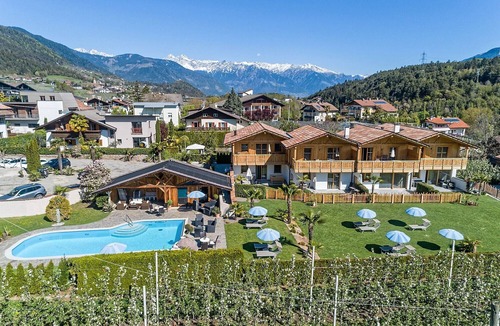 Tesimo Ski Chalet | Chalet '4 55m²' with Mountain View, Shared Pool and Wi-Fi