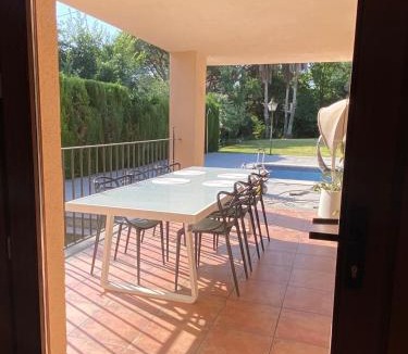 Palau Villa | Chalet Boutique con chimenea y indoor pool