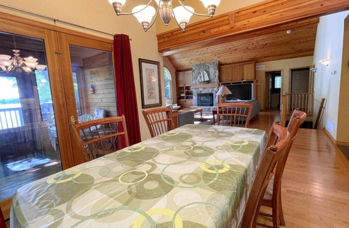 North Kawartha House | Chandos Lake Sanctuary