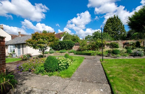 Long Melford House | Chantry Place - Two Bedroom House, Sleeps 3