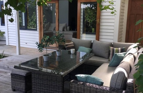 Blenheim House | Character Villa in the heart of Blenheim