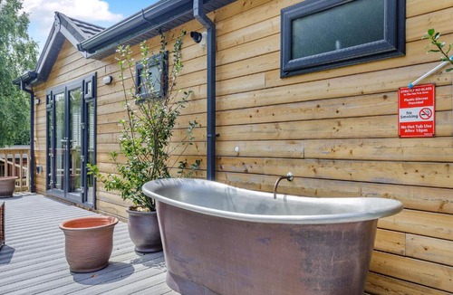 Charlesworth Resort | Charlesworth Lodges