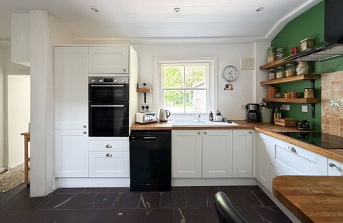 Dalry House | Charming Foresters Cottage in Blair Castle Estate
