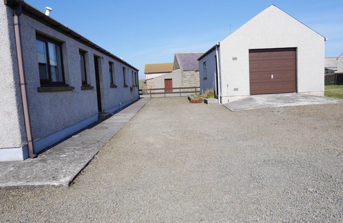 Stromness House | Charming 3 bedroom family home close to Stromness