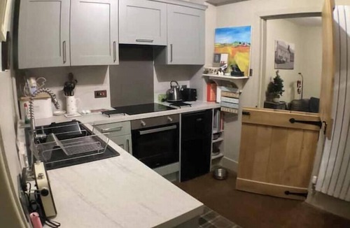 Portmahomack House | Charming Beachside Fisherman’s Cottage Near Royal Dornoch – Dog Friendly