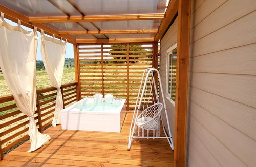 Antria House | Charming bungalow with whirlpool in Tuscany: peace, nature and comfort