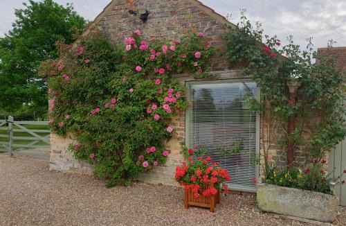 Glentham Apartment | Charming Country Retreat