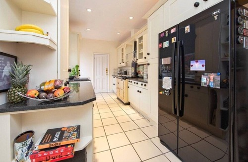 Elstree House | Charming Edwardian 5 Bed House | London
