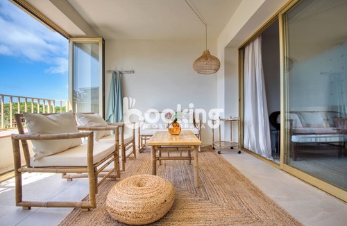 Sant Feliu de Guixols Apartment | Charming apartment in Sant Feliu de Guíxols with pool and spectacular sea views