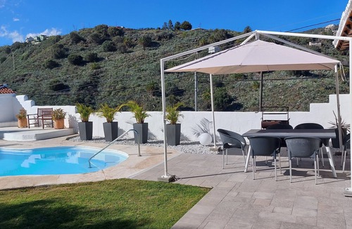 Las Brisas Cottage | 🦎Charming gem with pool in the mountains. Located 20min sw. from Las Palmas 🦎