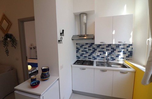 Otranto Apartment | Charming Holiday Apartment "Casa Vacanze Aura" with Air Conditioning