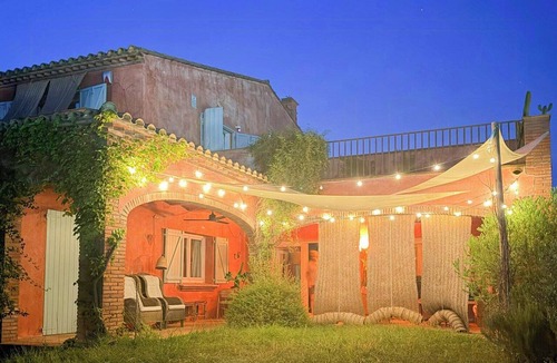 Perelada House | Charming House with Gardens and Pool in Empordà