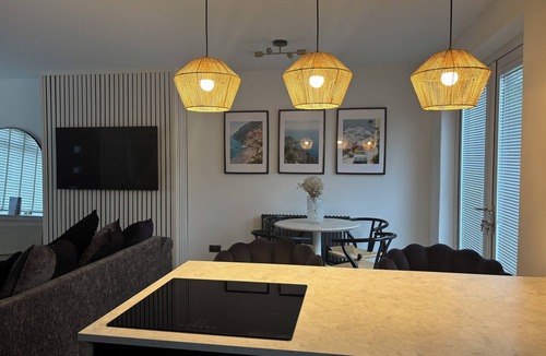 Drumchapel House | Charming house with sauna in Glasgow perfect for your getaway