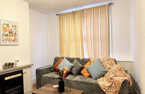 Doncaster House | Charming house with WiFi in delightful Doncaster