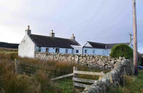 Port Ellen House | Charming quirky coastal Cottage Port Ellen