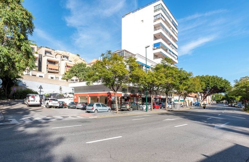 Pedregalejo Playa Apartment | Charming Studio Apartment in Málaga close to the Beach with Wi-Fi