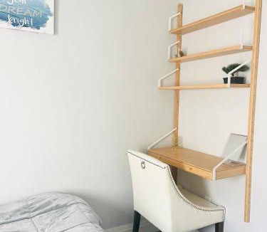 Walkerville Apartment | Charming Upper, 3BD, with workspace in Walkerville