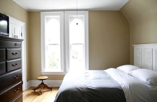 Comber Cabin | Charming Vacation Rental in Historic Bed and Breakfast near Lakes in Southern Ontario