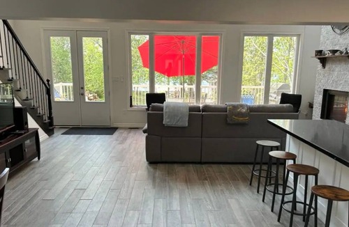 Lakefield Cottage | Chemong Lake Cottage