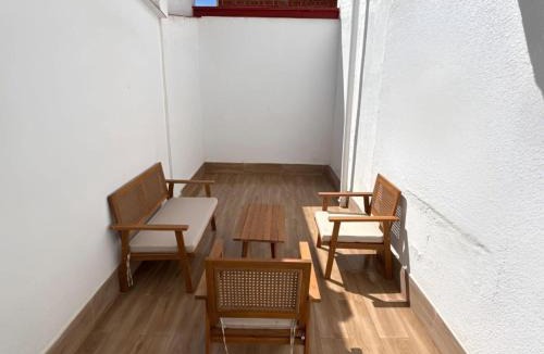 Guindalera Apartment | Chic Central Haven with Terrace