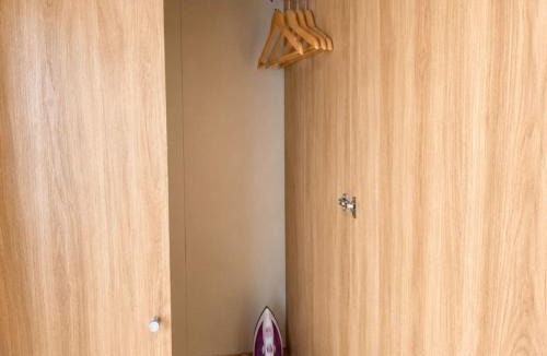 Guindalera Apartment | Chic Central Haven with Terrace