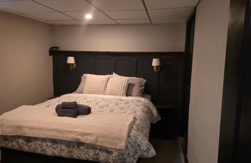 Timmins Apartment | City Comfort