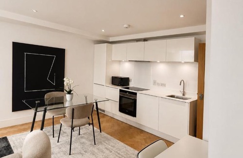 Great Baddow Apartment | City Executive Living in Chelmsford