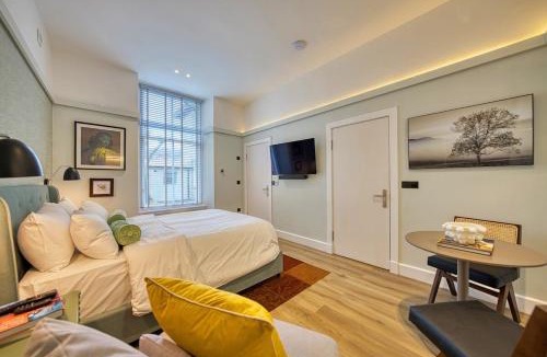 East End Apartment | City Oasis Craigpark Residence
